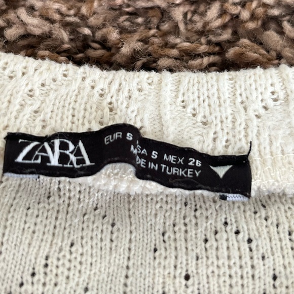 Zara Ruffle Knit Top - Picture 2 of 3